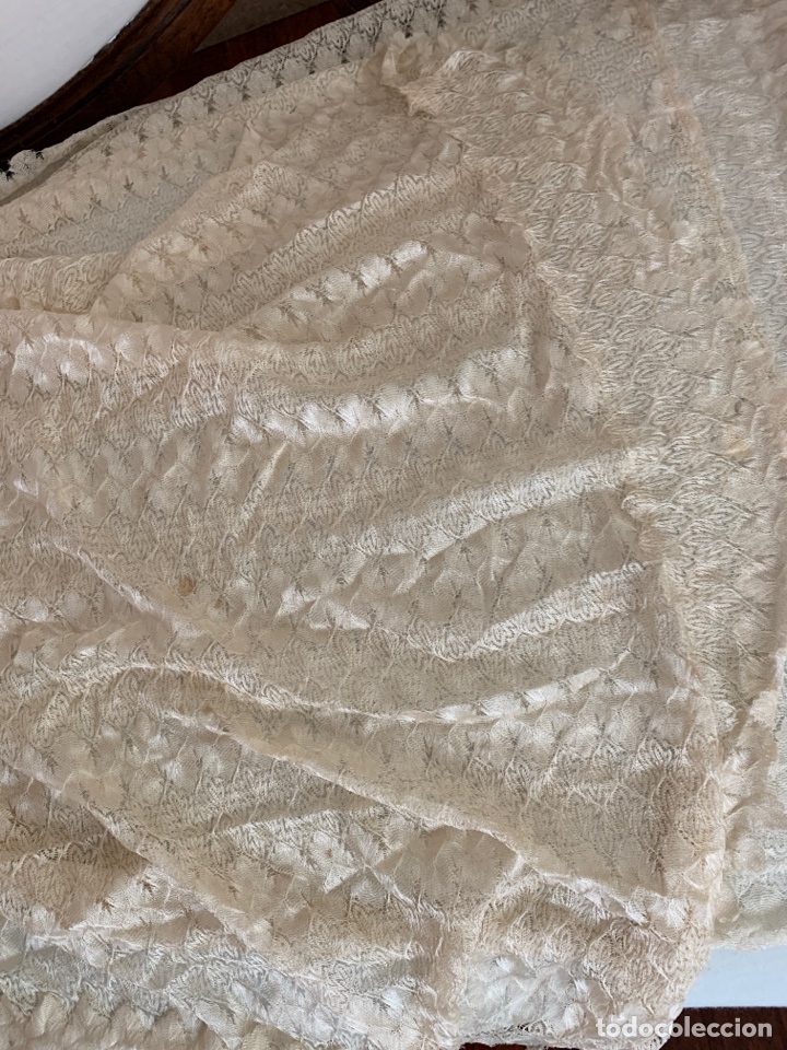 Antig&uuml;edades: Mantilla - Foto 3