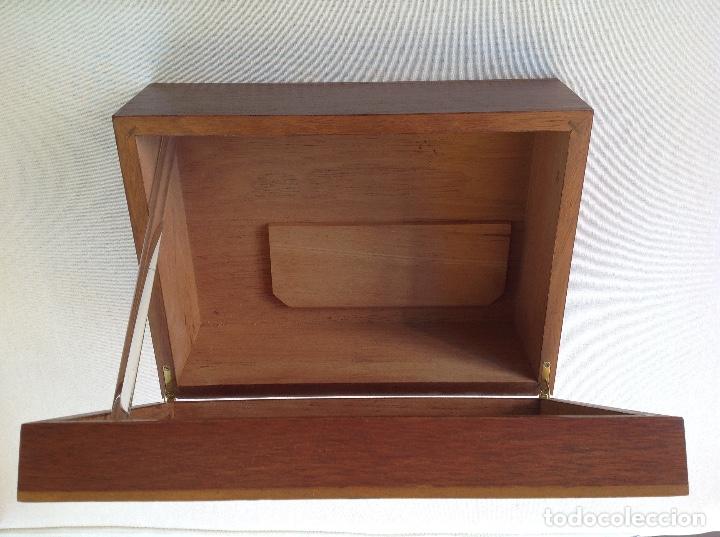 Antig&uuml;edades: Caja para puros decorada. - Foto 2