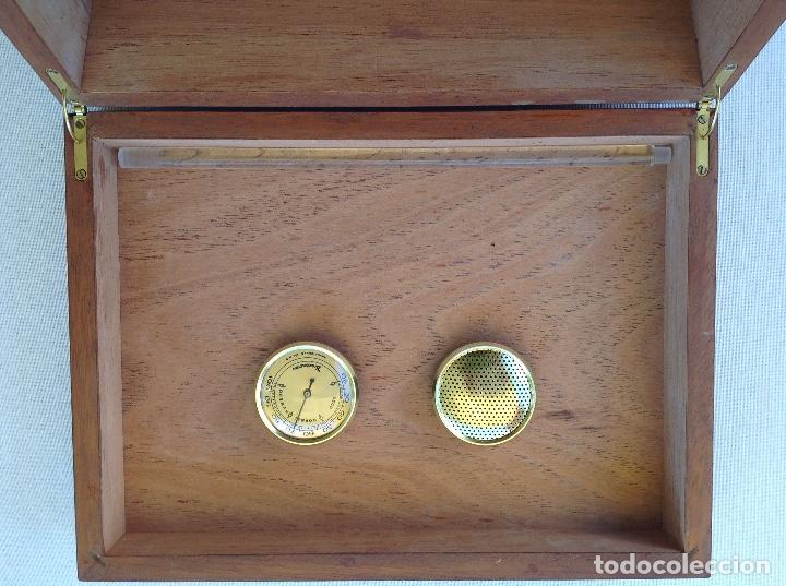 Antig&uuml;edades: Caja para puros decorada. - Foto 3