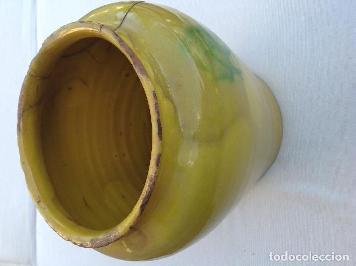 Antig&uuml;edades: Orza de cer&aacute;mica esmaltada andaluzada. - Foto 2