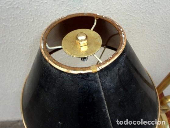 Antig&uuml;edades: Lampara de sobremesa estilo candil en bronce - Foto 2