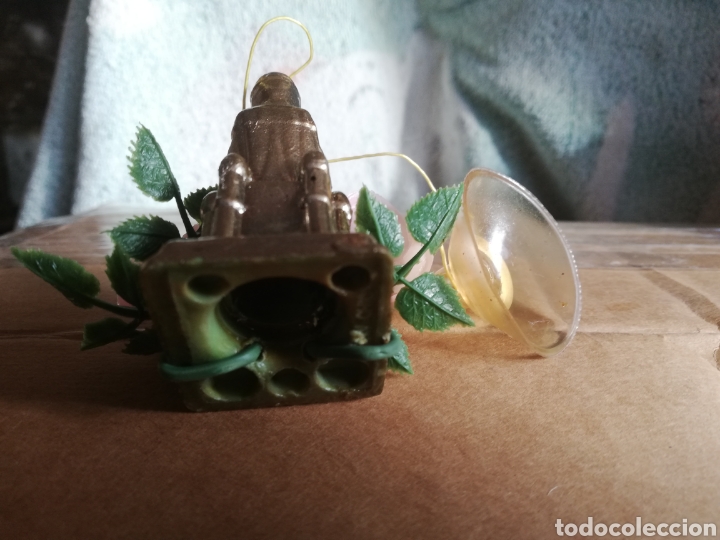 Antig&uuml;edades: Virgen de Montserrat ventosa coche - Foto 2