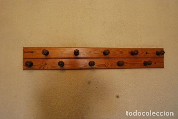 Antiquit&eacute;s: Perchero de colgar en madera