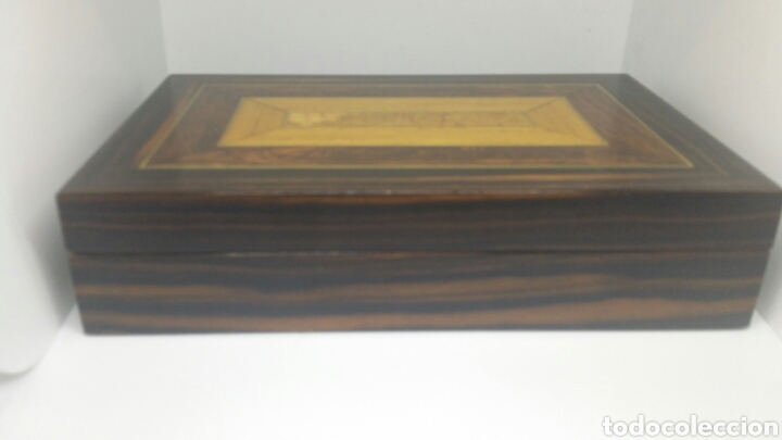 Antig&uuml;edades: Caja marqueter&iacute;a - Foto 1