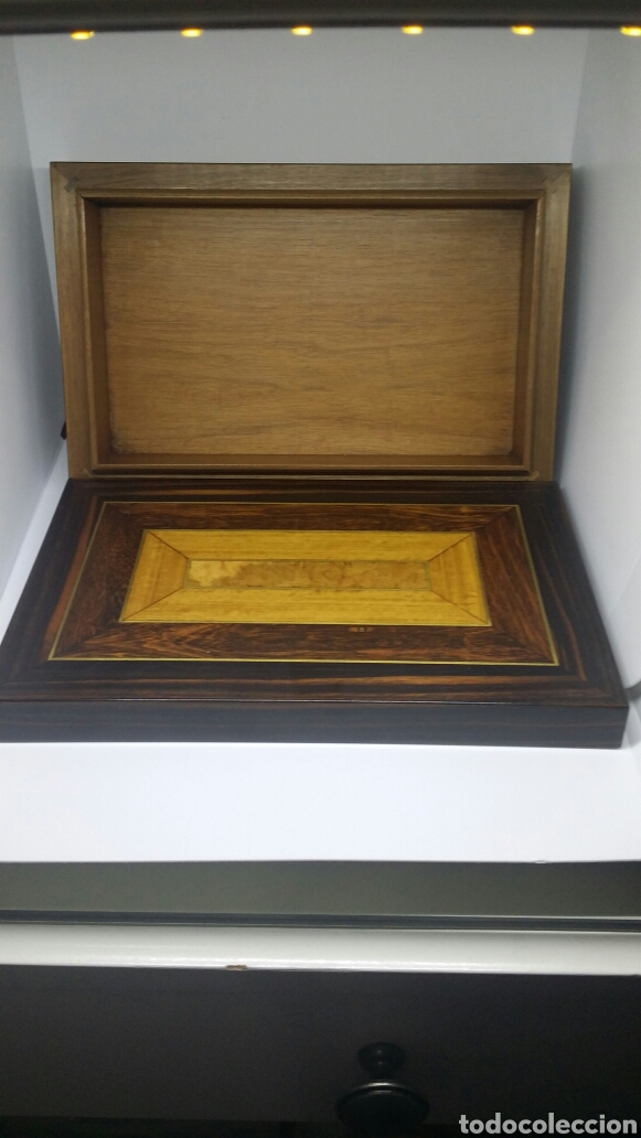 Antig&uuml;edades: Caja marqueter&iacute;a - Foto 3