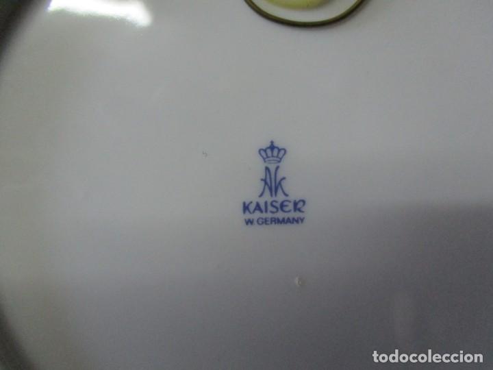 Antig&uuml;edades: plato porcelana .caballos KAISER - Foto 2
