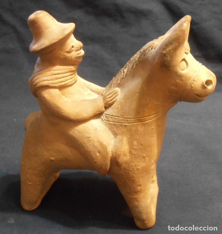 Antig&uuml;edades: HOMBRE MONTADO EN BURRO - Foto 1
