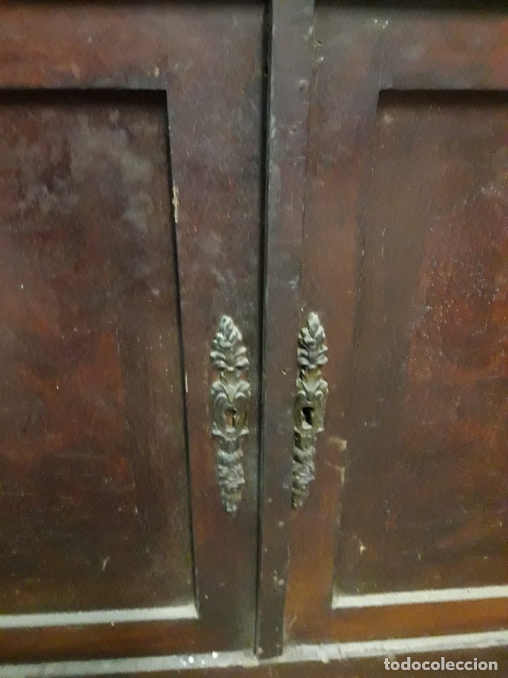 Antig&uuml;edades: Antiguo Bufet de madera de caoba con marmol. - Foto 4