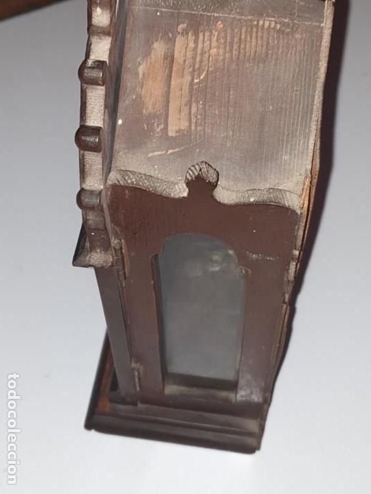 Antig&uuml;edades: MINI CAPILLA DE MADERA CON FIGURA CRISTO - Foto 9