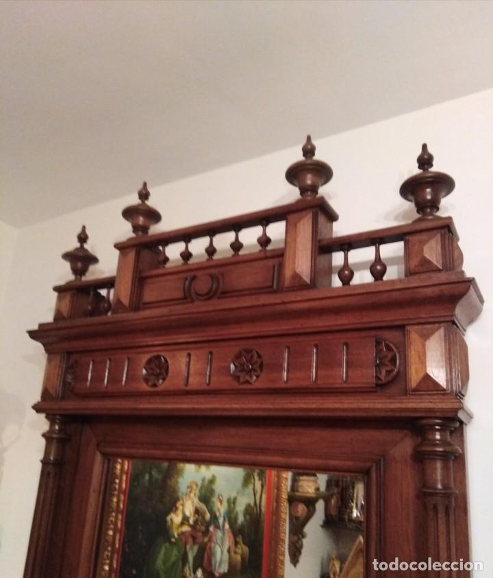 Antig&uuml;edades: Antig&uuml;o espejo de nogal - Foto 4