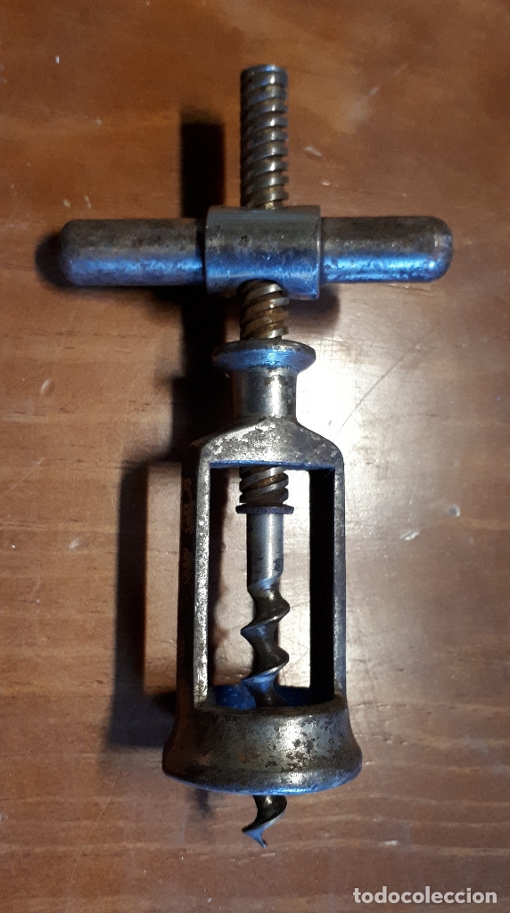Antig&uuml;edades: Sacacorchos de 13 cm - Foto 2