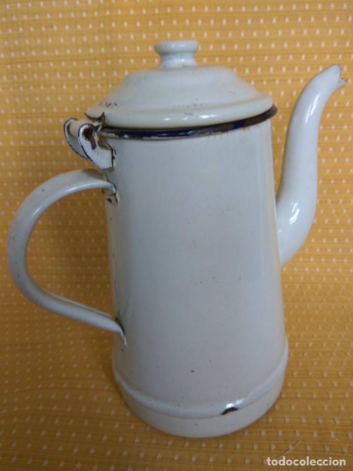 Antig&uuml;edades: CAFETERA DE ACERO ESMALTADO, VINTAGE. - Foto 3