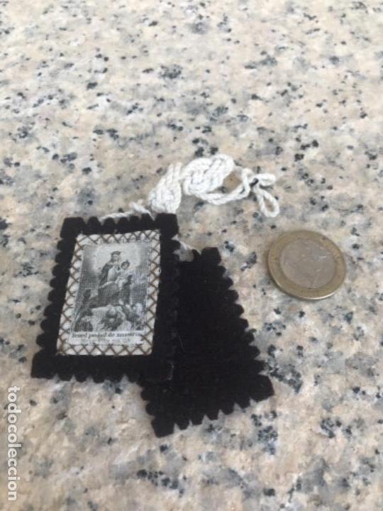 Antig&uuml;edades: Escapulario, - Foto 1