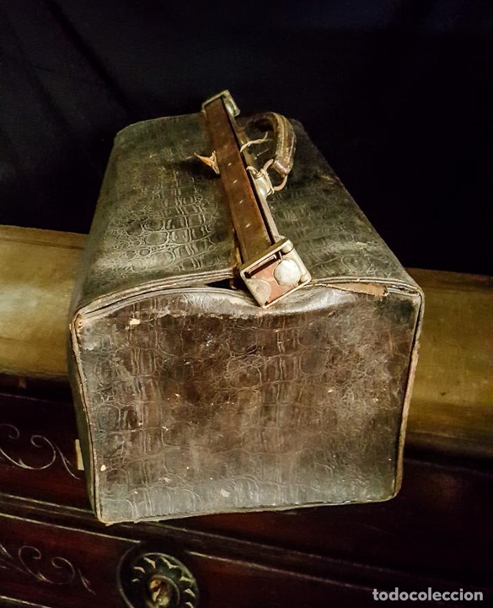 Antig&uuml;edades: MALETIN DE MEDICO - Foto 3