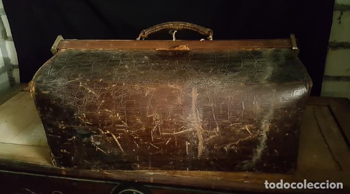 Antig&uuml;edades: MALETIN DE MEDICO - Foto 4