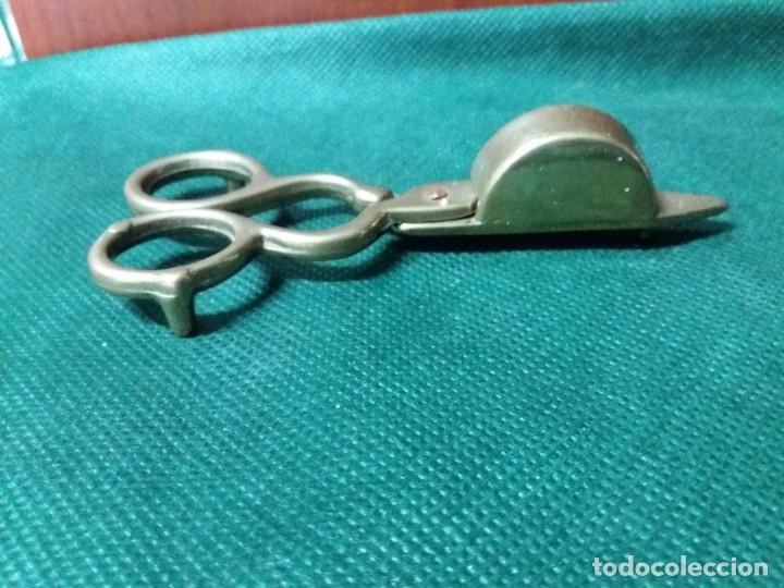 Antig&uuml;edades: TIJERAS DESPABILADORA VELAS BRONCE - Foto 3