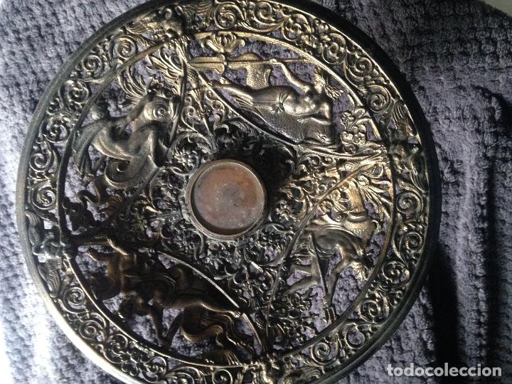 Antig&uuml;edades: Centro xix bronce o esta&ntilde;o - Foto 1