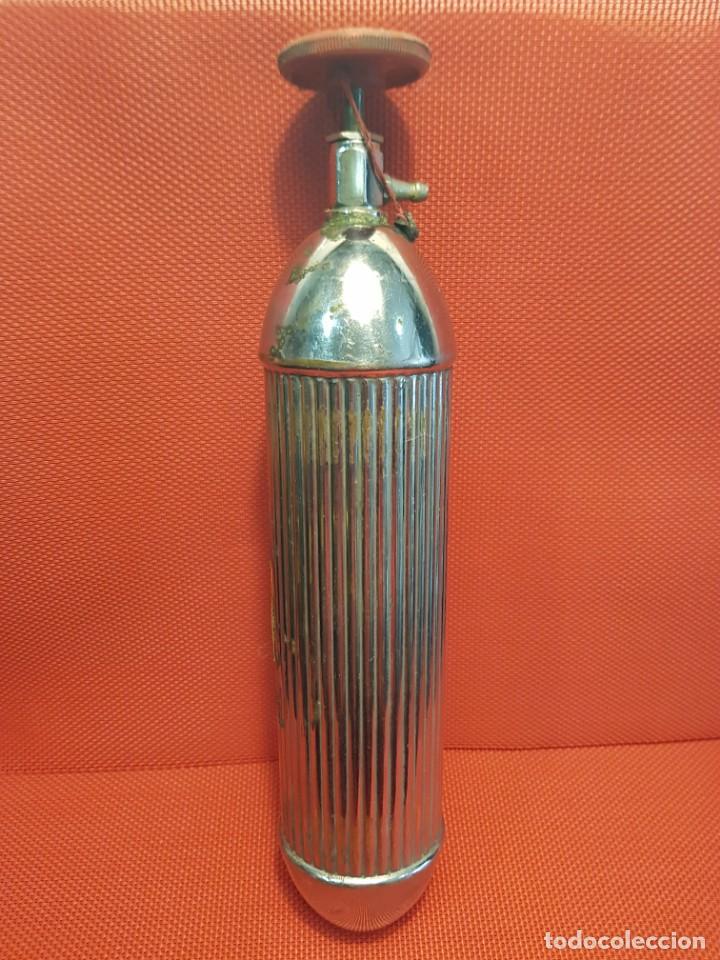 Antig&uuml;edades: ANTIGUO EXTINTOR EN LAT&Oacute;N CROMADO - Foto 4