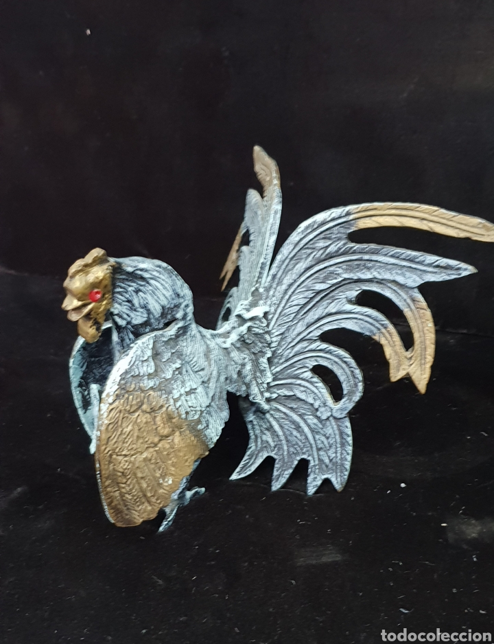 Antig&uuml;edades: Pareja de gallos de bronce - Foto 4