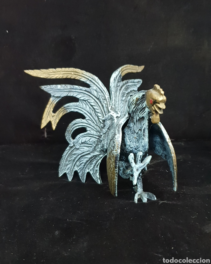Antig&uuml;edades: Pareja de gallos de bronce - Foto 6