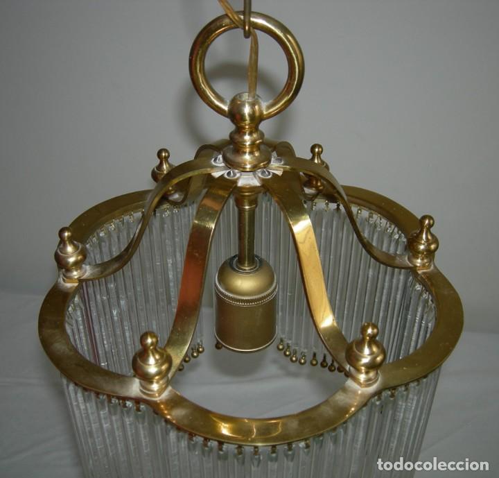 Antig&uuml;edades: L&aacute;mpara de techo de bronce y barritas de cristal. - Foto 11