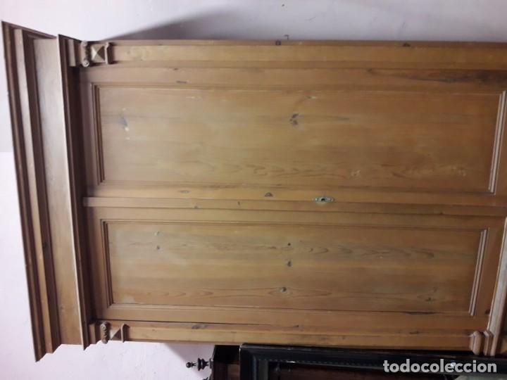 Antig&uuml;edades: Armario dos cuerpos - Foto 2
