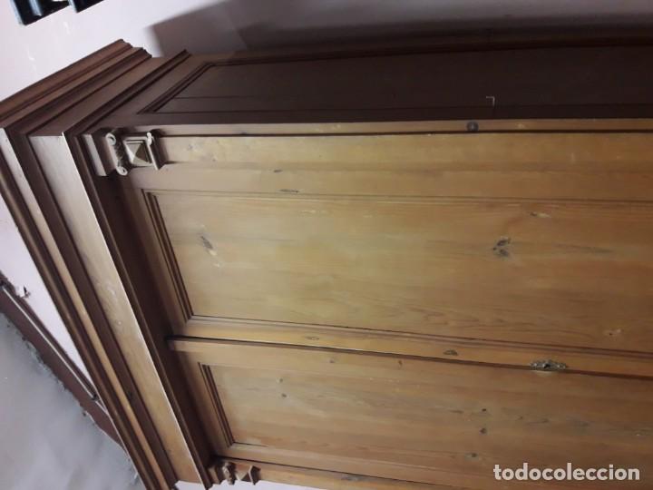 Antig&uuml;edades: Armario dos cuerpos - Foto 4