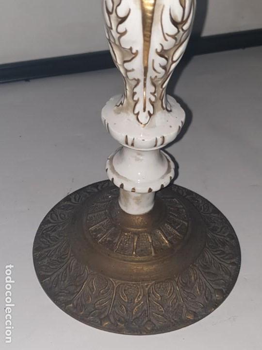 Antig&uuml;edades: Lampara bronce ceramica - Foto 2