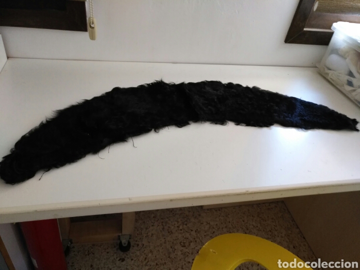 Antig&uuml;edades: Coll de pell any 50 destracan - Foto 2