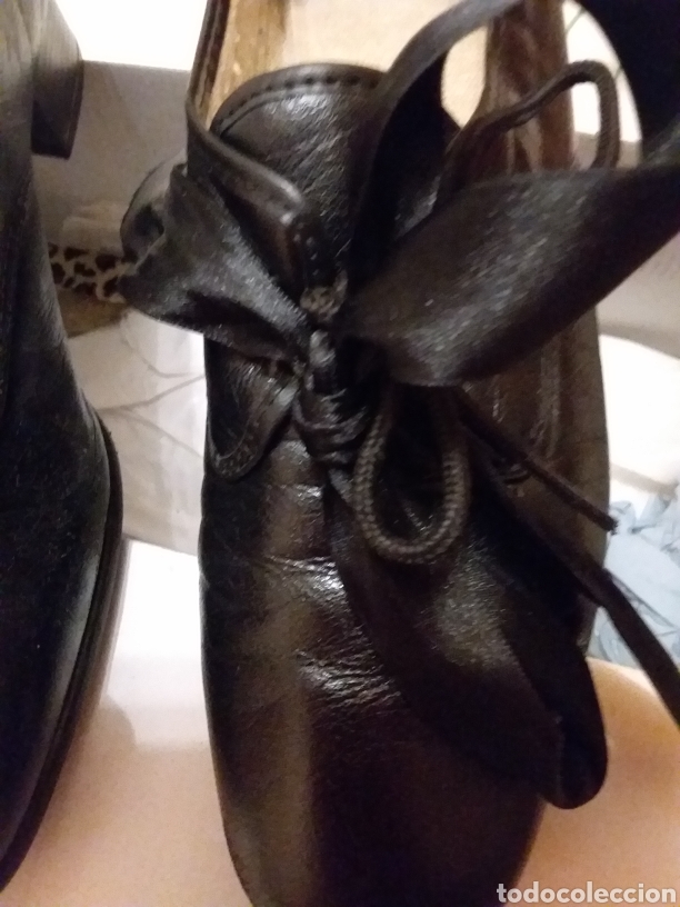 Antig&uuml;edades: Zapatos para indumentaria - Foto 1