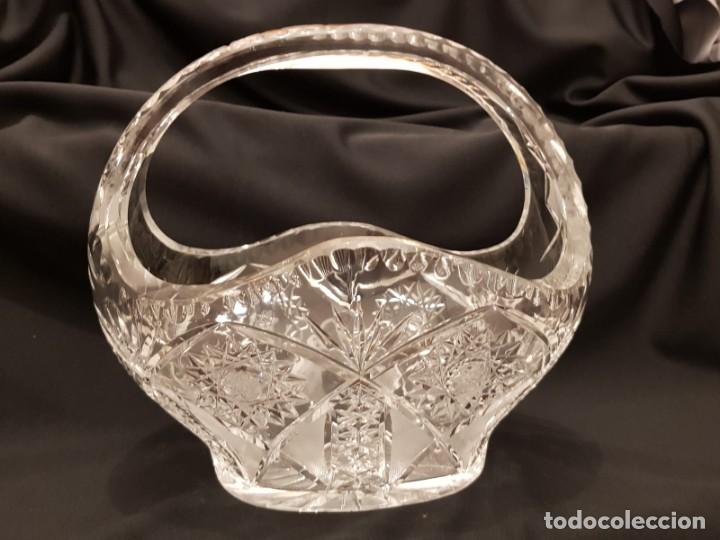 Antiguidades: Gran cesto cristal bohemia.