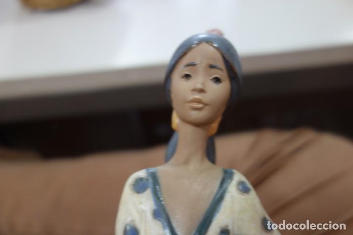 Antig&uuml;edades: Sevillana de LLADRO - Foto 5