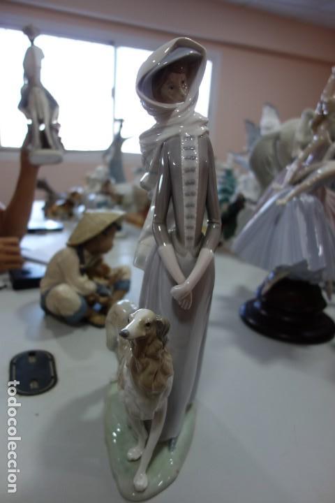 Antig&uuml;edades: Dama con chal .LLADRO DE LOS A&Ntilde;OS 70 - Foto 1