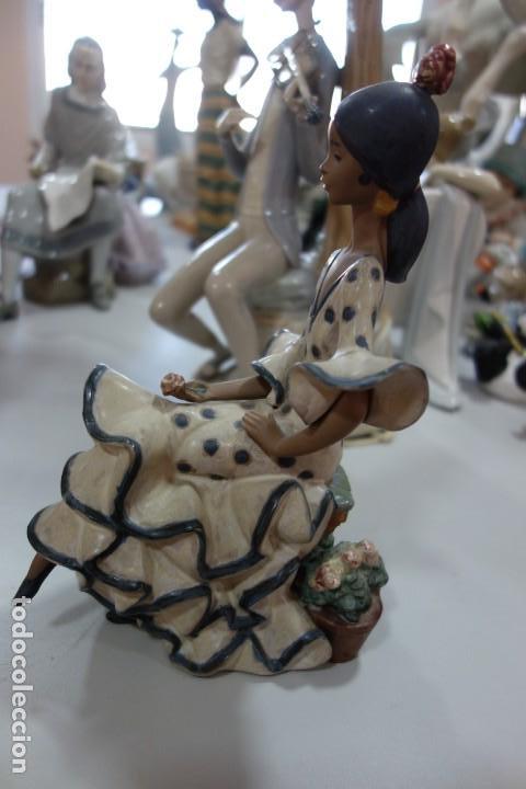 Antig&uuml;edades: Sevillana de LLADRO - Foto 2