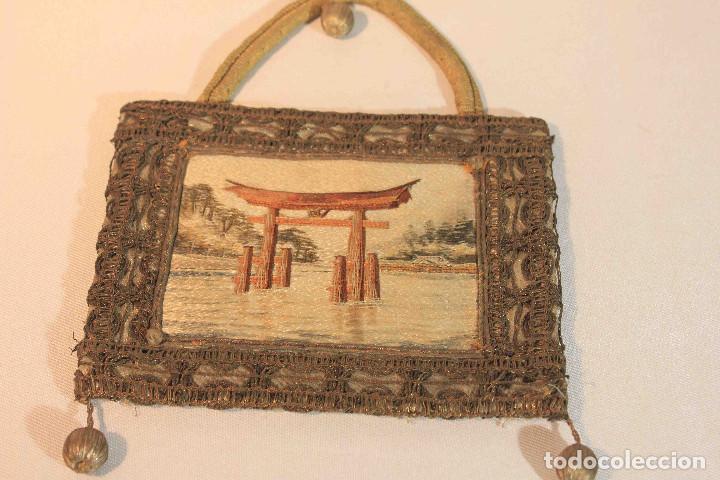 Antig&uuml;edades: CUADRO BORDADO JAPON - Foto 2
