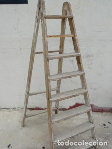 Antig&uuml;edades: Escalera antigua alta - Foto 4