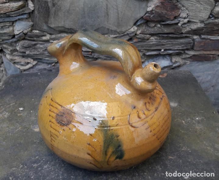 Antig&uuml;edades: Botijo de Cuenca - Foto 3