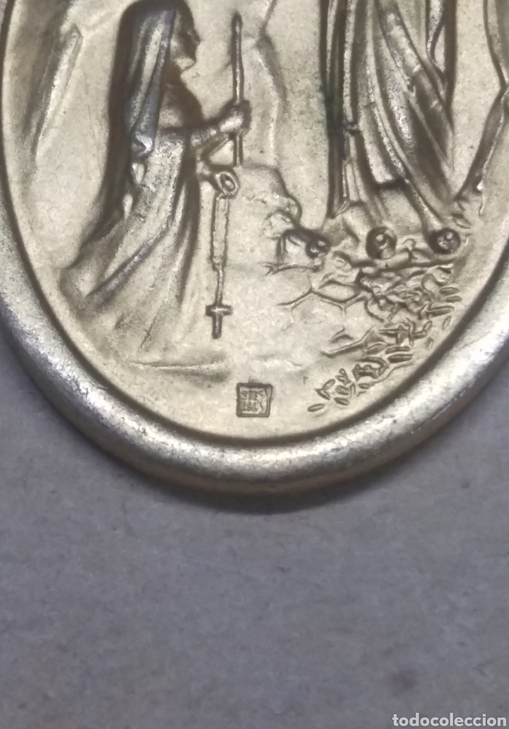 Antig&uuml;edades: Medalla LOURDES - Foto 1