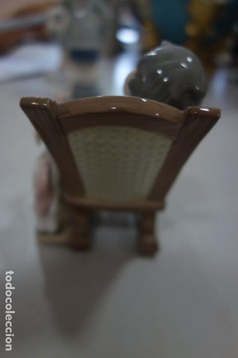 Antig&uuml;edades: Dormidito en la mecedora de LLADRO . - Foto 3