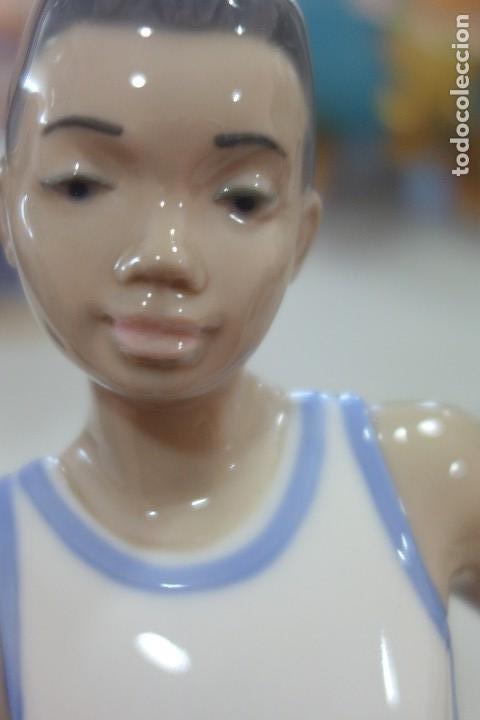 Antig&uuml;edades: Jugador de baloncesto de LLADRO - Foto 6