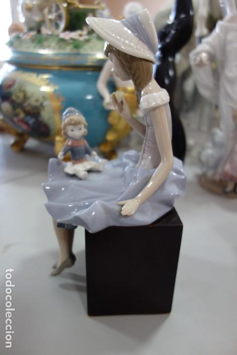 Antig&uuml;edades: Hablando a la mu&ntilde;eca de LLADRO, perfecta - Foto 2