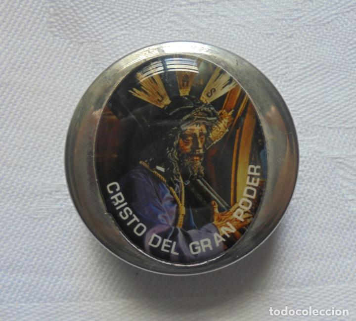 Antig&uuml;edades: Cajita Cristo del Gran Poder  para guardar rosario - Foto 1