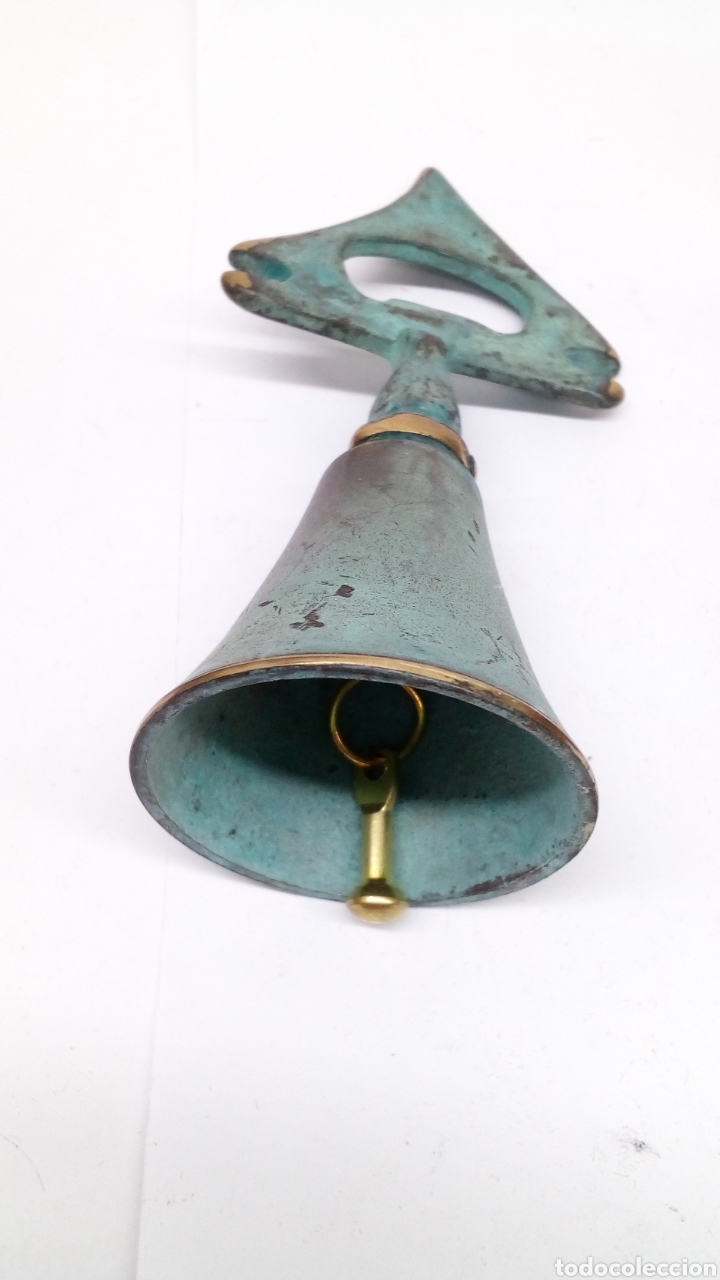 Antig&uuml;edades: Campana religiosa metalica - Foto 2
