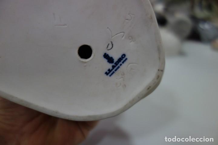 Antig&uuml;edades: Pastorcillo con patos de LLADR&Oacute; ,perfecta - Foto 7