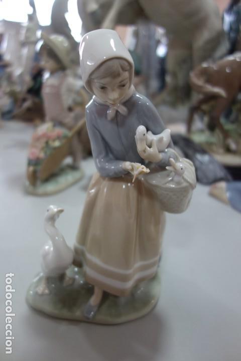 Antig&uuml;edades: Pastorcillo con patos de LLADR&Oacute; ,perfecta - Foto 1