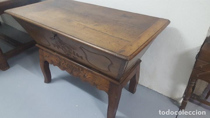 Antig&uuml;edades: Mesa de panadero. - Foto 3
