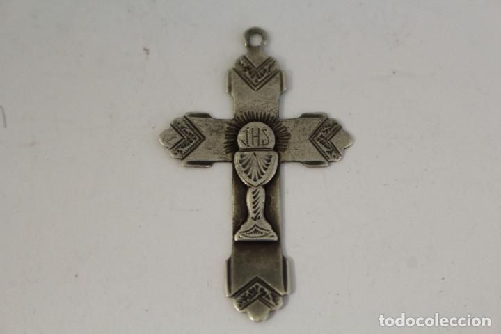 Antig&uuml;edades: cruz de caliz en plata de ley - Foto 1