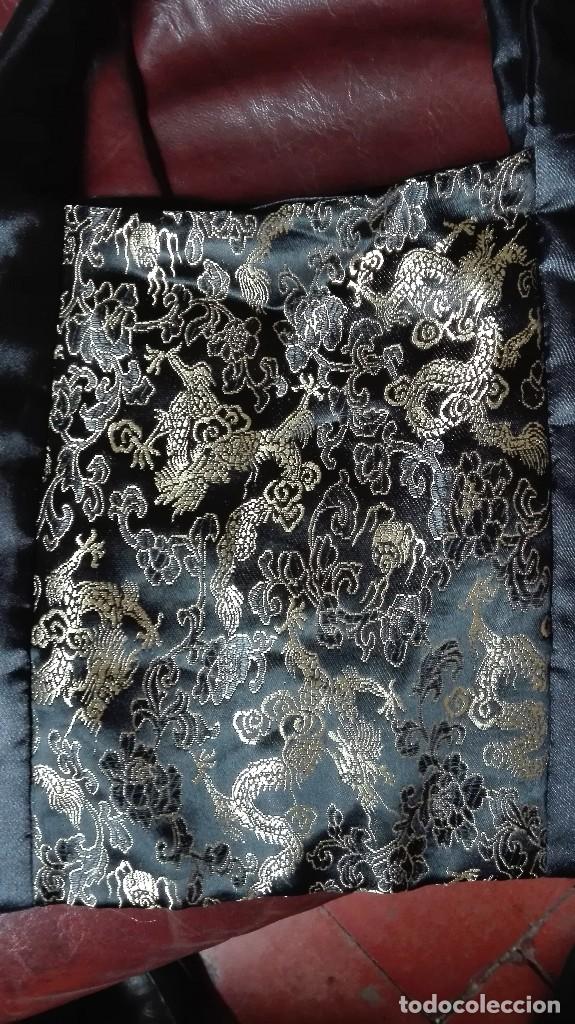 Antig&uuml;edades: Bolso de seda chino - Foto 2