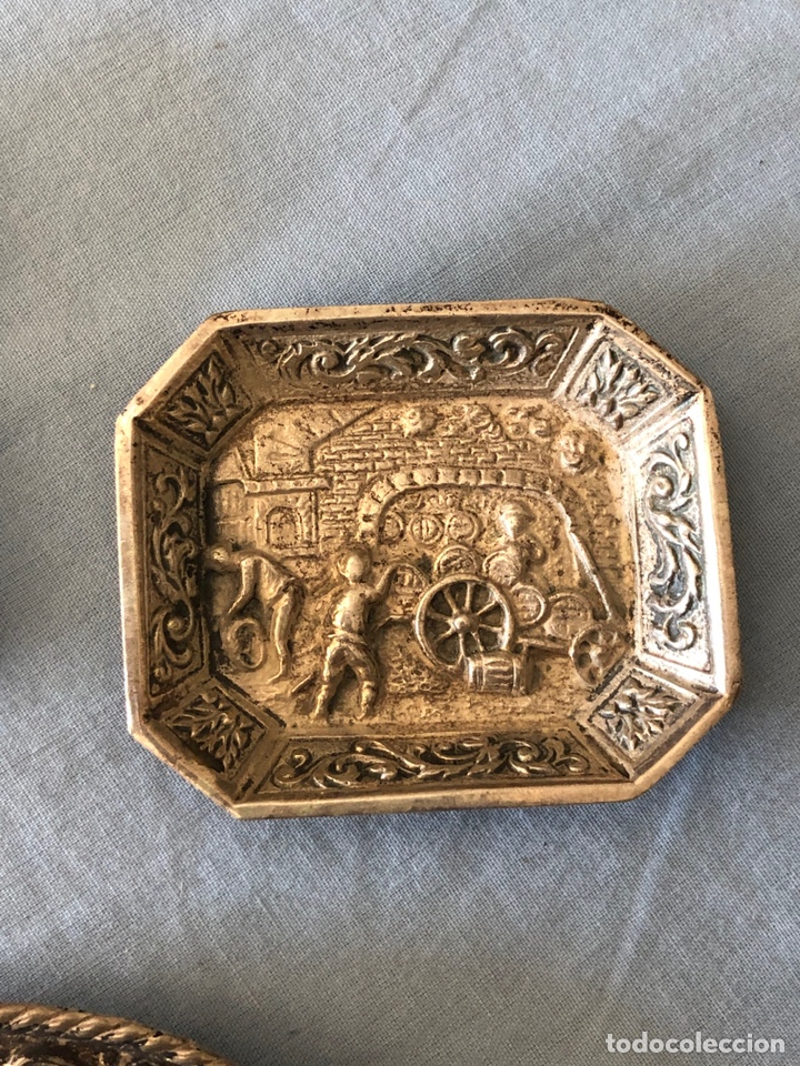 Antig&uuml;edades: Lote de 3 bandejitas plateadas - Foto 2