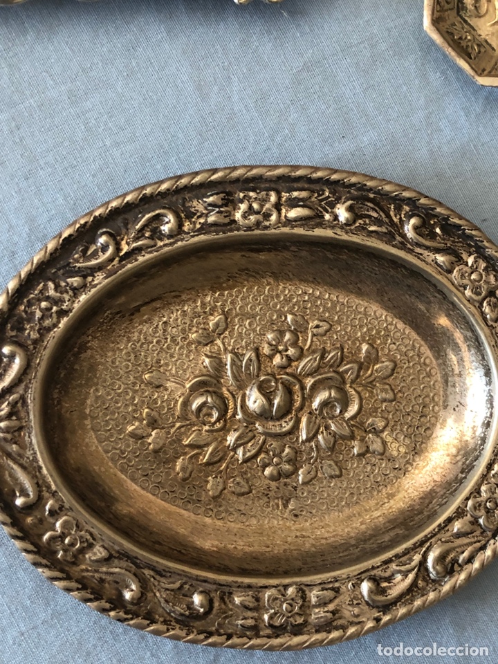 Antig&uuml;edades: Lote de 3 bandejitas plateadas - Foto 3